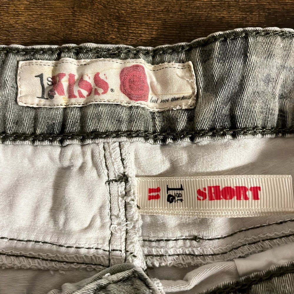 Sold ❗️Shorts - Picture 6 of 8